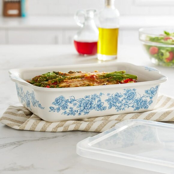 Pioneer Woman Agatha Baker W/ Polypropylene Lid 7"x11" Floral Small Rectangular - Picture 3 of 6